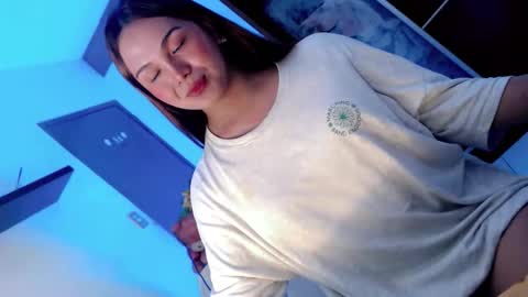 PEARL online show from 12/01/25, 03:55