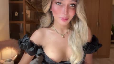 Pearl online show from 02/24/26, 11:30