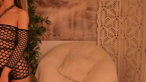 Sarah online show from 01/30/25, 08:31