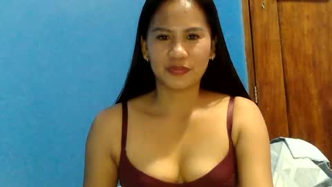yourmorenagirl69 online show from 07/19/26, 07:34