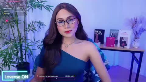 Snapshot of yournaughty_poxysweet chatting on 06/19/26, 10:19 poxy online show from 06/19/26, 10:19