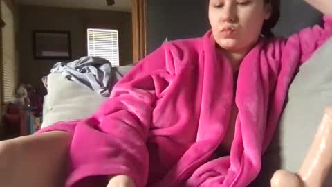 yournewbigmama online show from 02/19/25, 05:06