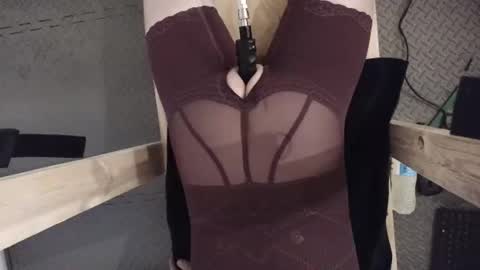 yournextdoor_neighbor online show from 10/30/25, 10:06