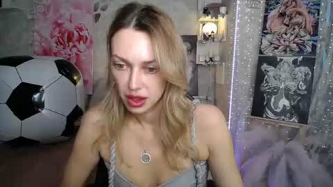 Snapshot of yournickyadamidi chatting on 06/30/26, 04:41 Nicky online show from 06/30/26, 04:41