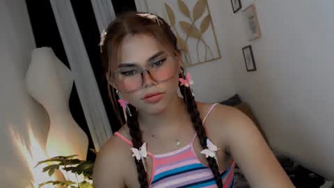 Snapshot of yourprettyblythe_ts chatting on 06/22/26, 03:25 yourprettyblythe_ts online show from 06/22/26, 03:25