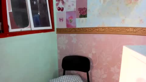 Snapshot of yourprettytrish chatting on 04/19/26, 02:55 Trish online show from 04/19/26, 02:55