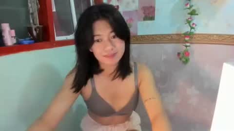 Snapshot of yourprettytrish chatting on 05/26/26, 06:48 Trish online show from 05/26/26, 06:48