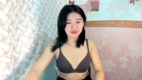 Snapshot of yourprettytrish chatting on 06/25/26, 05:28 Trish online show from 06/25/26, 05:28