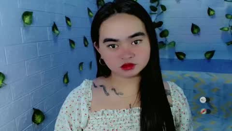 Snapshot of yourprincessthea chatting on 02/17/25, 07:58 yourprincessthea online show from 02/17/25, 07:58