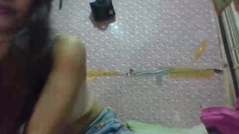 Snapshot of yourqueen1101 chatting on 02/19/26, 01:12 yourqueen1101 online show from 02/19/26, 01:12