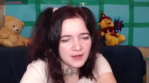 Snapshot of yours_good_mood chatting on 02/01/25, 06:43 Im - DANI .insta - hardblade1 online show from 02/01/25, 06:43