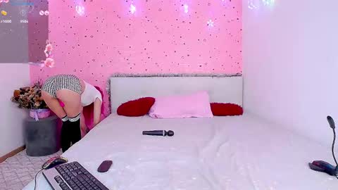      online show from 12/19/24, 08:02