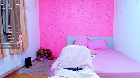      online show from 09/16/25, 04:41