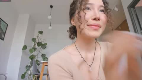 youre meyy online show from 01/10/26, 08:16
