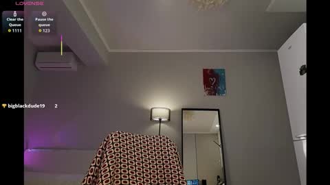 Snapshot of yoursecretloveee chatting on 02/17/26, 01:18 Luminous Luna online show from 02/17/26, 01:18