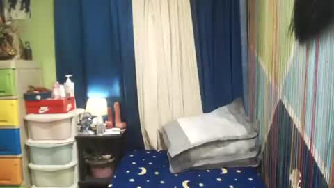 Nica Trocio online show from 04/16/26, 02:29