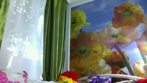 kroshka online show from 10/13/25, 10:04