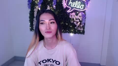 Snapshot of yoursexservice chatting on 12/20/24, 11:37 online show from 12/20/24, 11:37