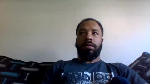 Snapshot of yoursexydaddy79 chatting on 01/08/25, 04:44 mother fucker online show from 01/08/25, 04:44