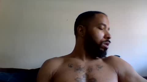 Snapshot of yoursexydaddy79 chatting on 02/05/25, 05:20 mother fucker online show from 02/05/25, 05:20