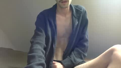 Snapshot of yoursexymat3 chatting on 02/21/25, 10:39 Yoursexymat3 online show from 02/21/25, 10:39