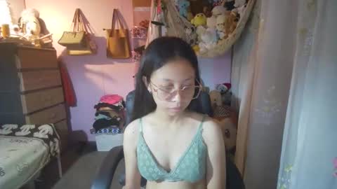 Snapshot of yourshy_cess chatting on 04/17/26, 12:57 Cess online show from 04/17/26, 12:57
