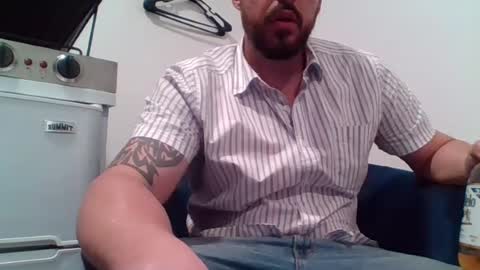 Snapshot of yourstrulyduh chatting on 07/03/26, 07:37 Dan online show from 07/03/26, 07:37