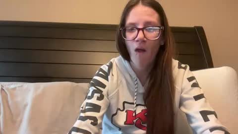 yourstrulylivy online show from 12/14/24, 09:02