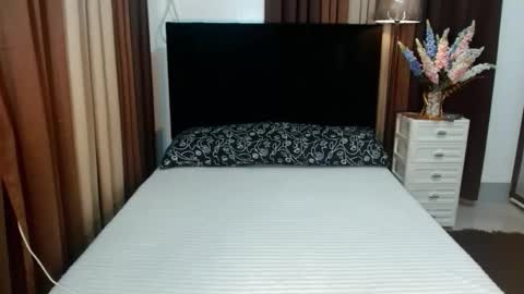 Snapshot of yoursweet_amara chatting on 02/23/26, 09:45 AMARA online show from 02/23/26, 09:45