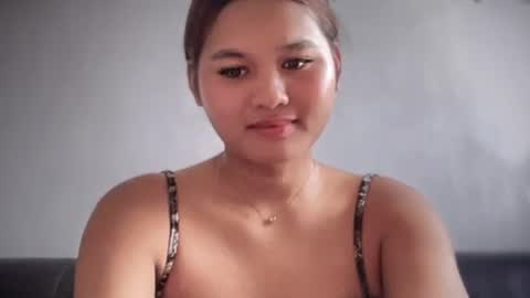 Snapshot of yoursweetgirl_zia chatting on 05/13/26, 04:21 yoursweetgirl_zia online show from 05/13/26, 04:21