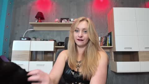 YourVenus00 -Follow my OF online show from 12/09/24, 09:49