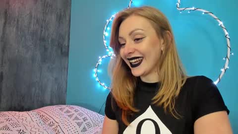 YourVenus00 -Follow my OF online show from 01/28/25, 04:19