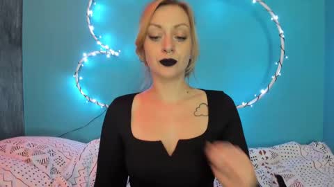 YourVenus00 -Follow my OF online show from 02/09/25, 05:33