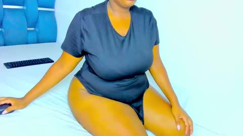 yourwife_anna online show from 09/27/25, 11:15
