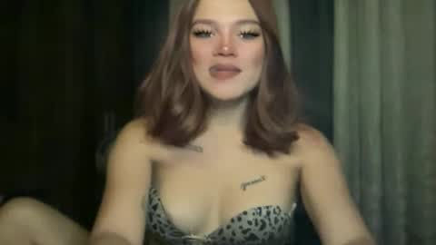 Snapshot of yourwildestdreamgirl chatting on 02/12/26, 11:00 ANDREA online show from 02/12/26, 11:00