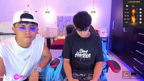 Snapshot of youths_lc chatting on 11/17/25, 06:24 youths_lc online show from 11/17/25, 06:24