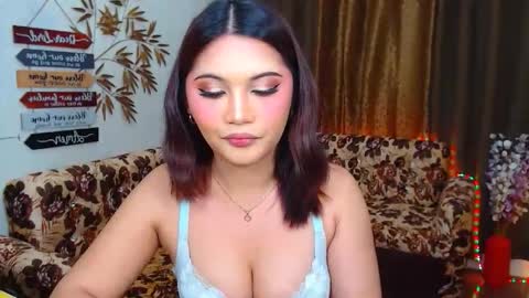 Snapshot of youungsextdeity chatting on 01/19/26, 09:35 cathy online show from 01/19/26, 09:35