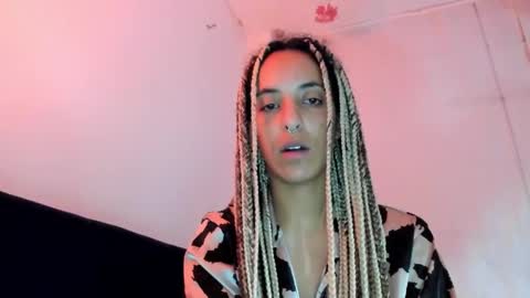 elizabeth  ju   online show from 02/03/25, 02:36