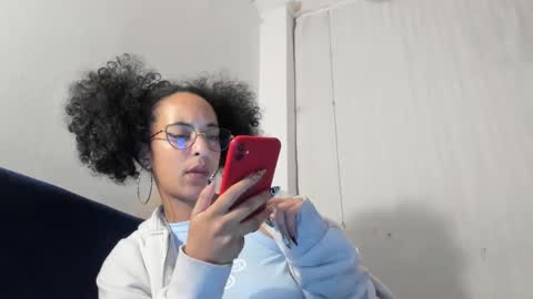 elizabeth  ju   online show from 02/08/25, 12:38