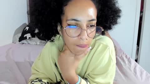 elizabeth  ju   online show from 02/23/25, 11:25