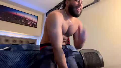 yovngbabyg4 online show from 01/11/25, 10:29
