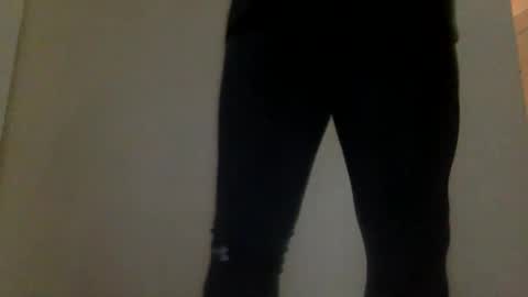 Snapshot of yque2 chatting on 01/17/25, 10:23 yque online show from 01/17/25, 10:23