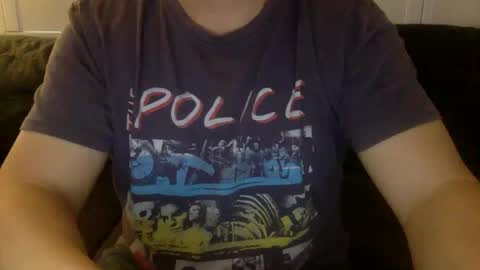 Snapshot of yque2 chatting on 02/18/25, 01:21 yque online show from 02/18/25, 01:21