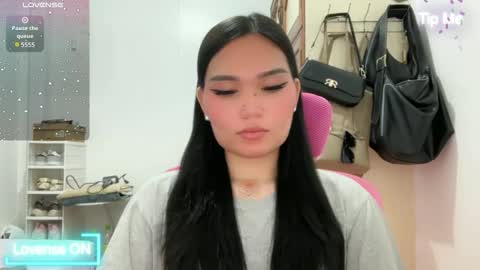 Snapshot of yrdrmgrl_jennie26 chatting on 05/06/26, 09:09 yrdrmgrl_jennie26 online show from 05/06/26, 09:09