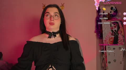 Ysabell online show from 12/22/24, 12:38