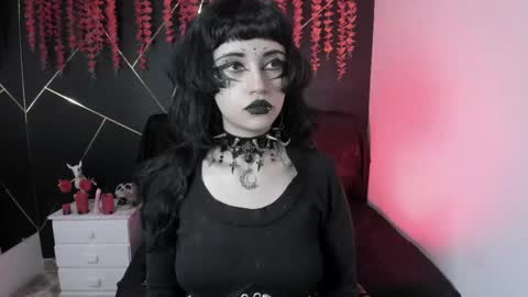 Yue Eclipsa online show from 11/07/25, 05:29