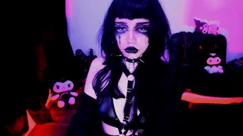 Yue Eclipsa online show from 03/17/26, 05:44