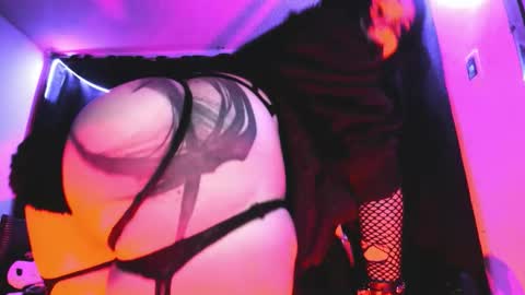 Yue Eclipsa online show from 03/19/26, 07:01