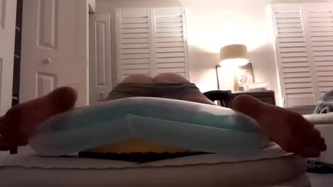 Snapshot of yuhop3 chatting on 09/16/25, 02:45 yuhop3 online show from 09/16/25, 02:45