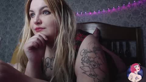 Annie online show from 01/12/26, 12:32